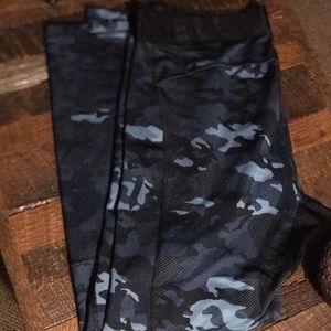 Leggings.
